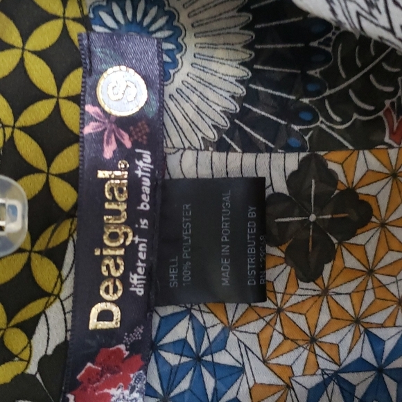 Desigual Dark Floral Abstract Print Sheer Button Front Tunic Blouse, Siz… - Picture 7 of 11